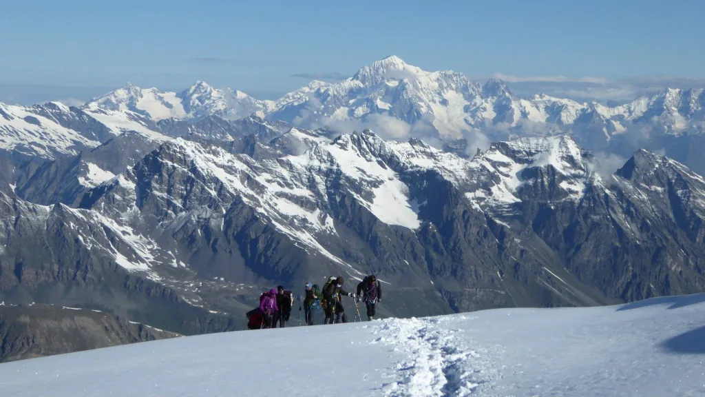 Ascesa al Gran Paradiso (4061m) con il CAI Campobasso, 25-29 giugno 2025.